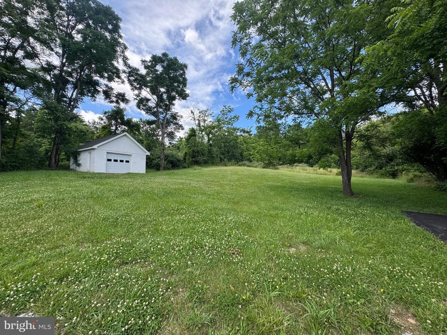 7865 Hedgesville Road photo 63