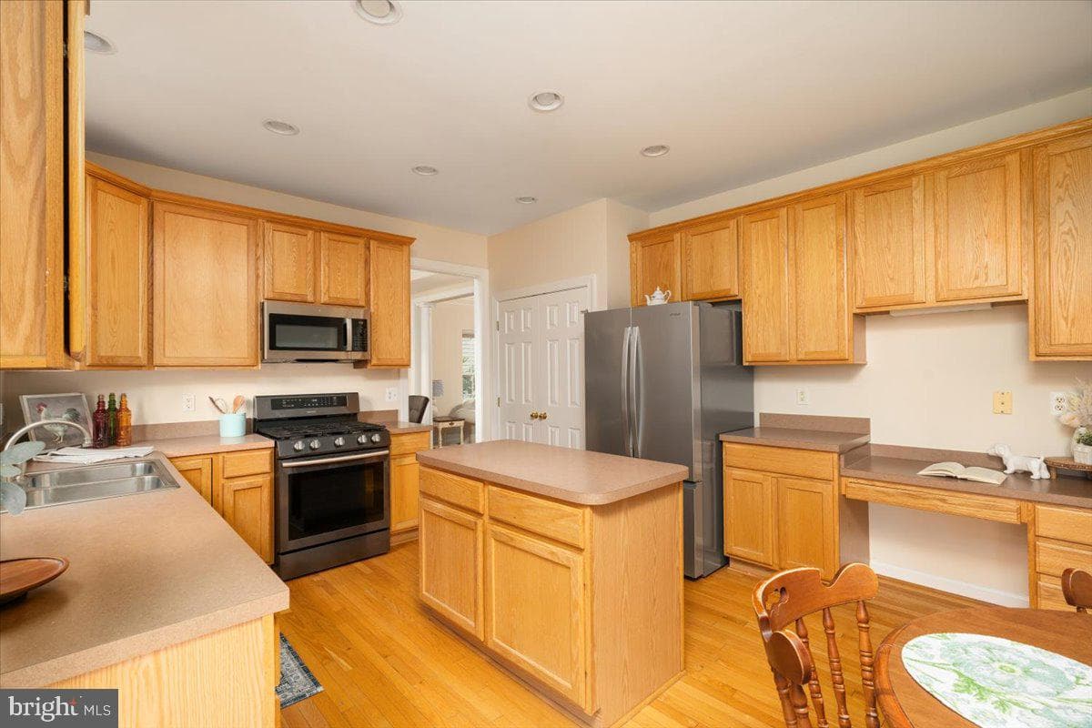 415 Richwood Hall Road photo 9