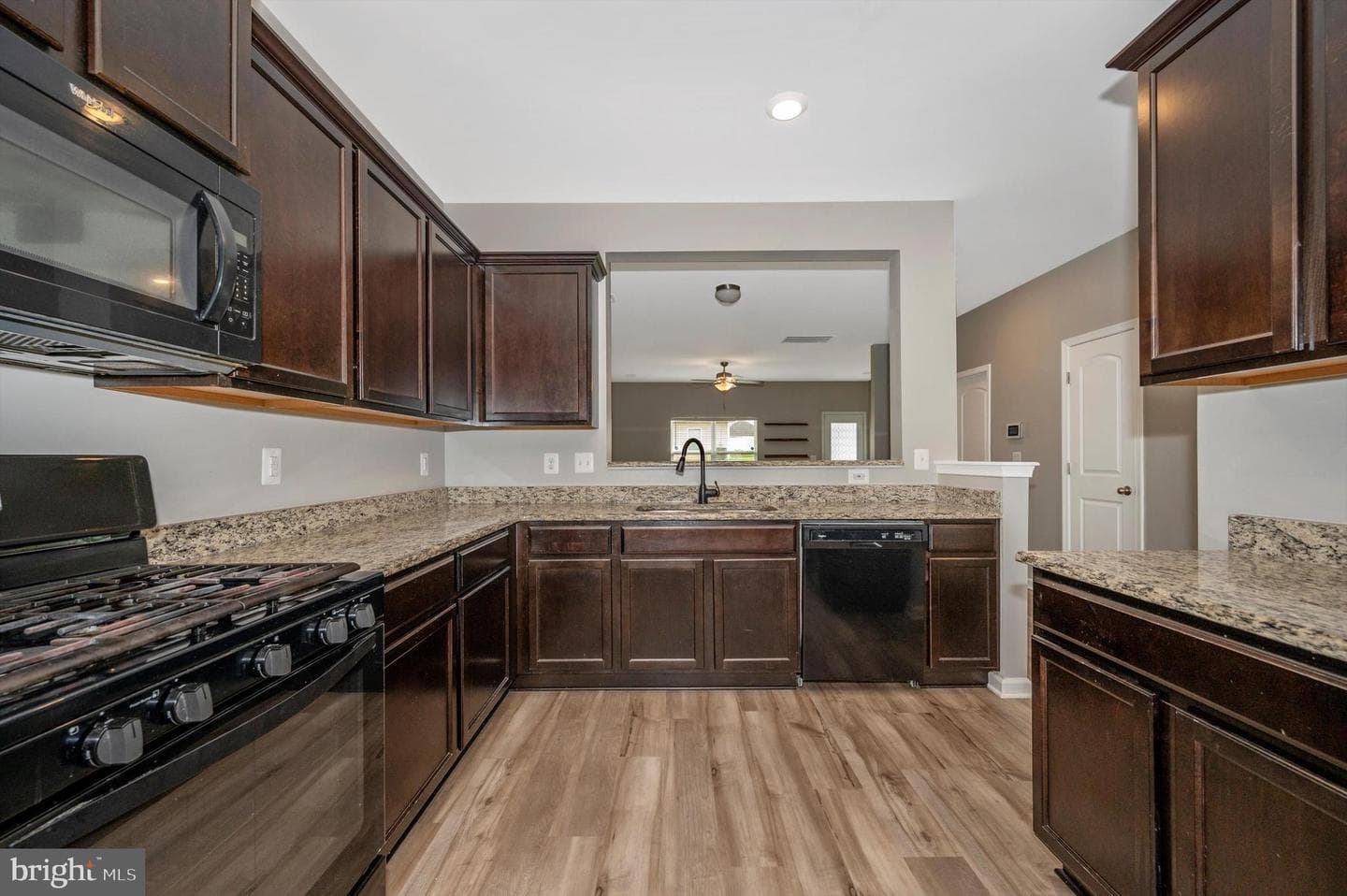 42 Eakins Lane photo 15