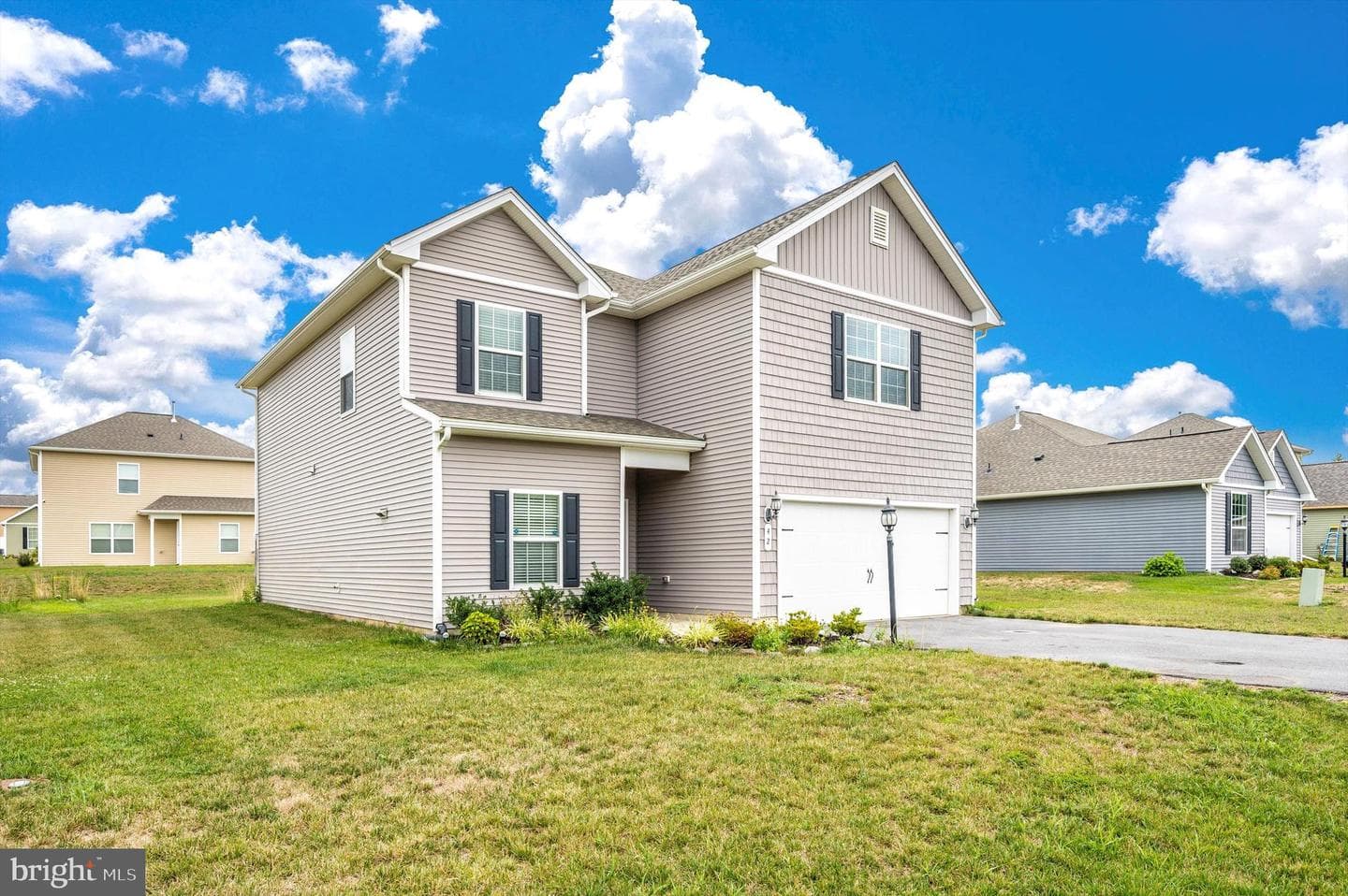 42 Eakins Lane, Martinsburg