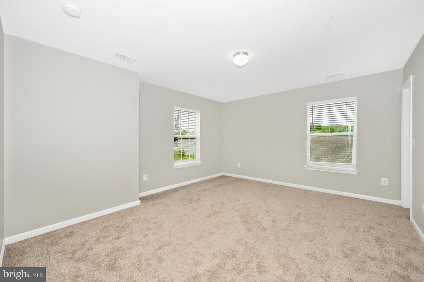42 Eakins Lane photo 32