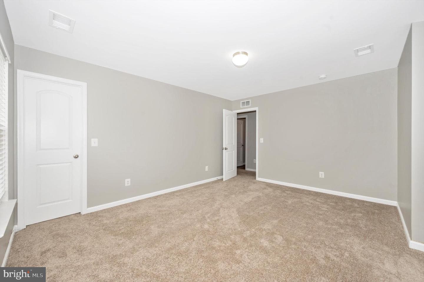 42 Eakins Lane photo 33