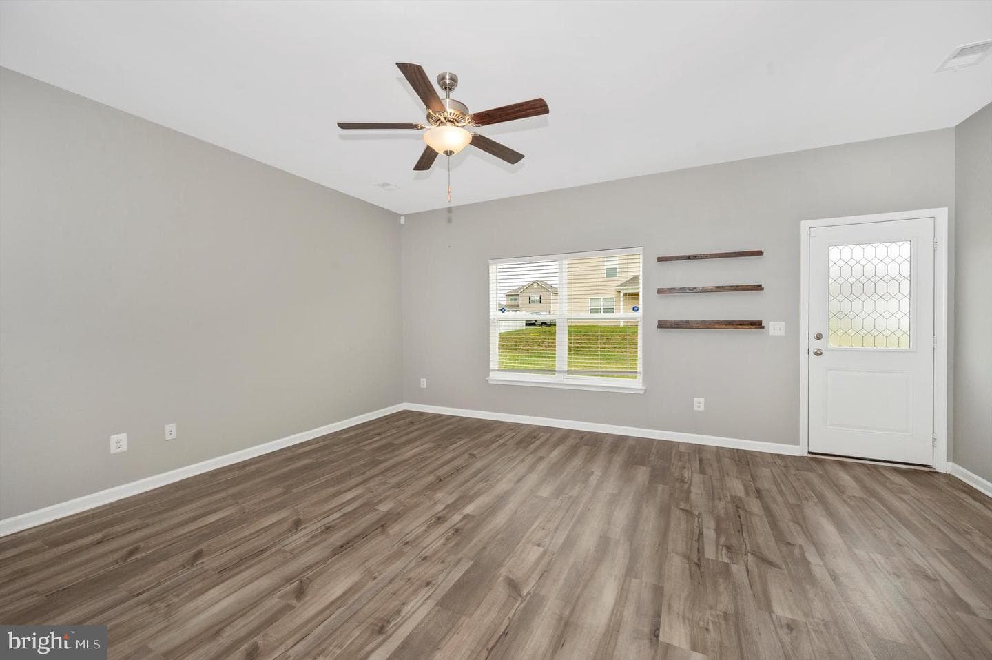 42 Eakins Lane photo 6