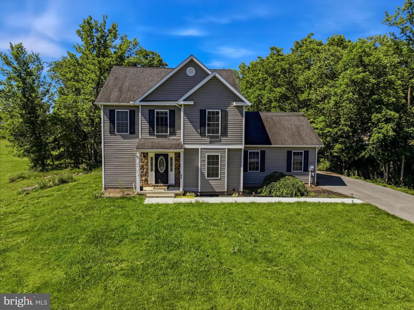 80 Merkaba Way, Martinsburg