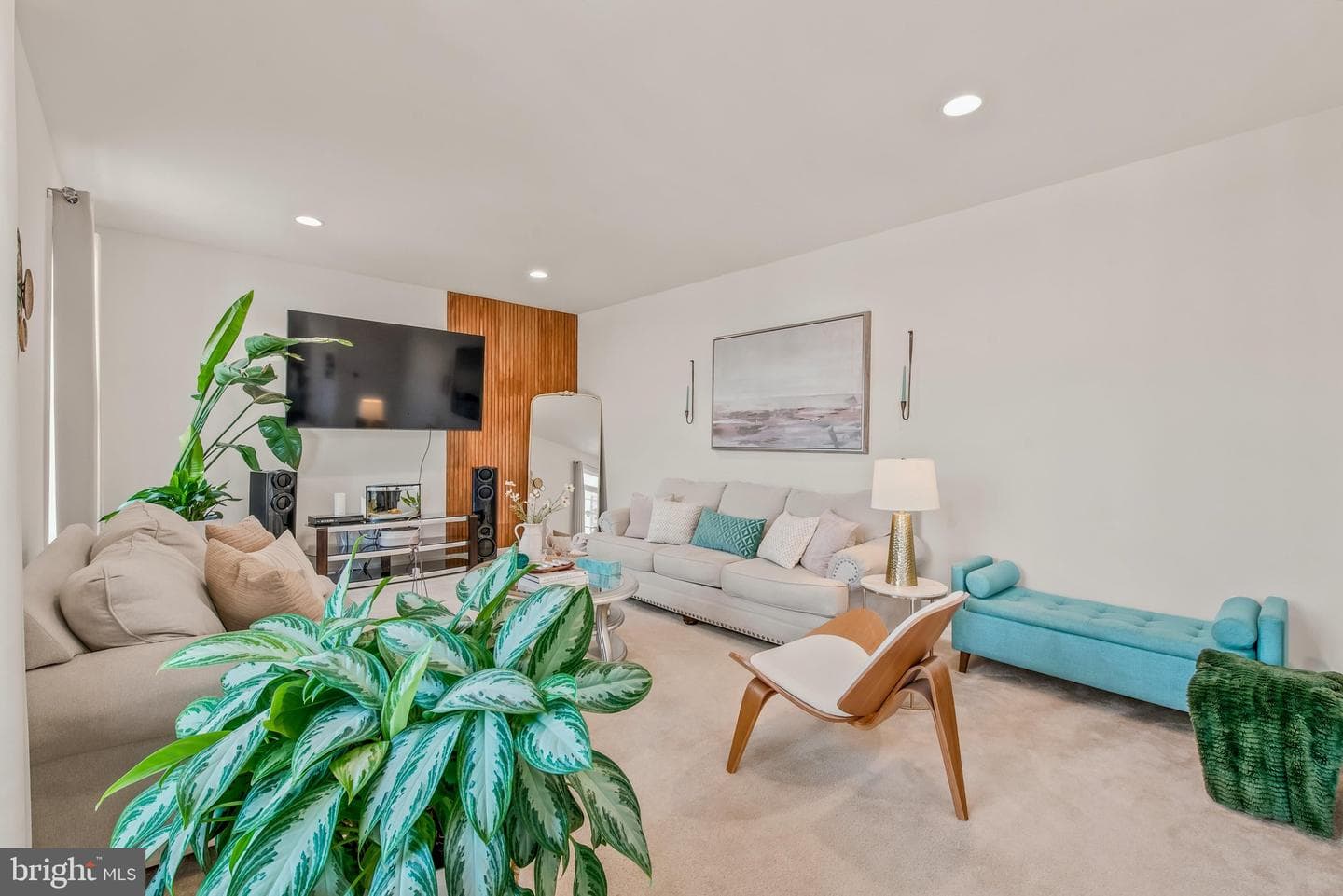 425 Lawrence Road photo 7