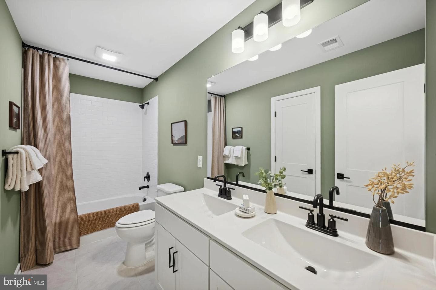 Tbb Valor Lane photo 21