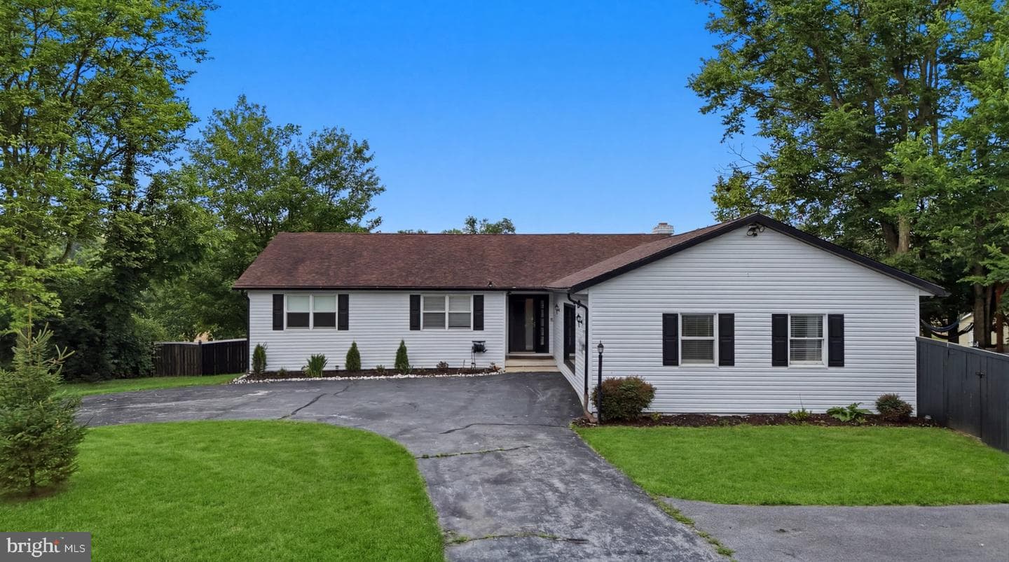 87 Fieldstone Drive photo 2