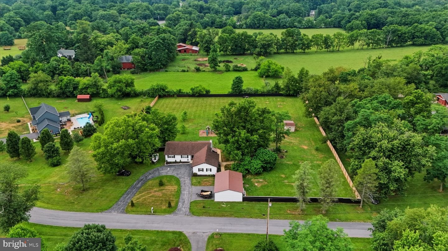 87 Fieldstone Drive photo 57