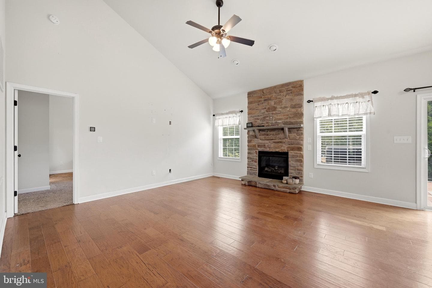 65 Fegan Road photo 18