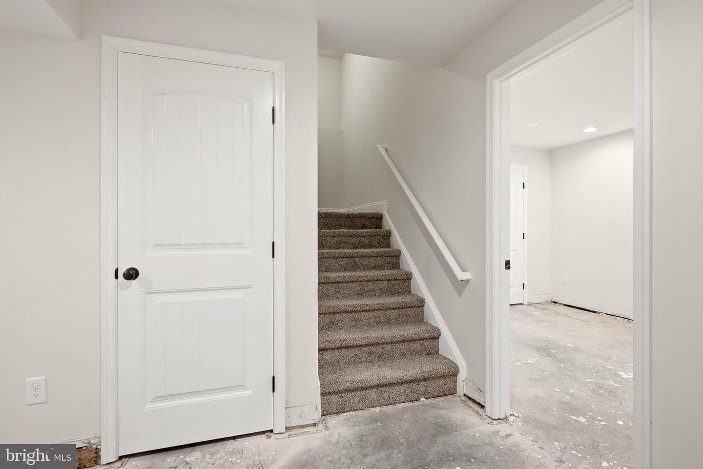 65 Fegan Road photo 41