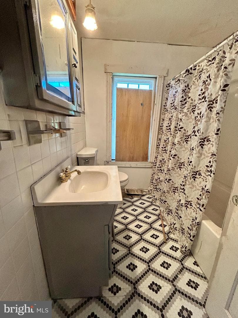 113 Fairfax Street photo 27