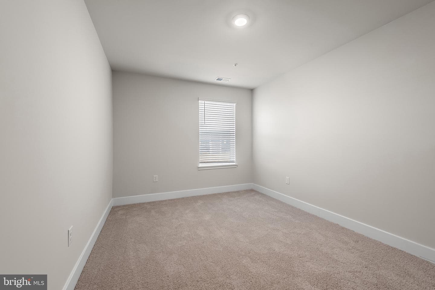 318 Orpington Drive photo 10