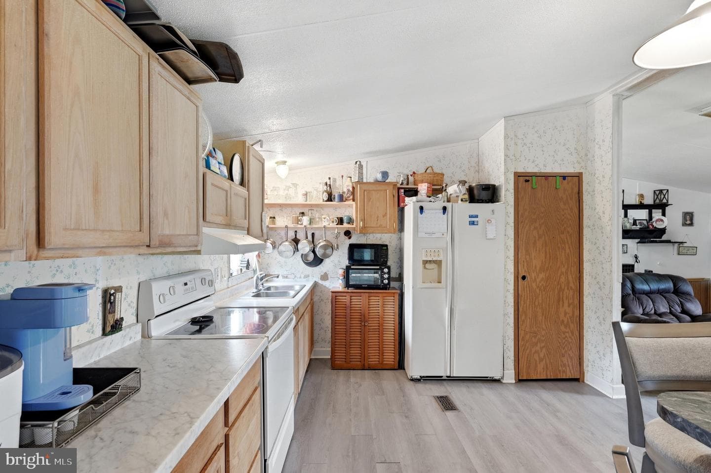 88 Chet Drive photo 10