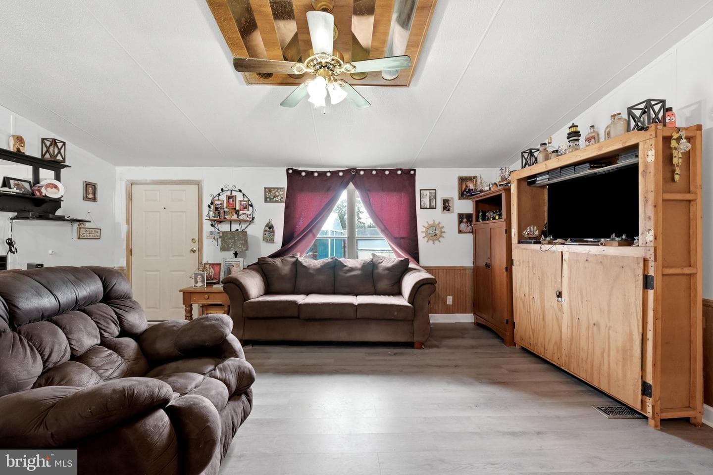 88 Chet Drive photo 7