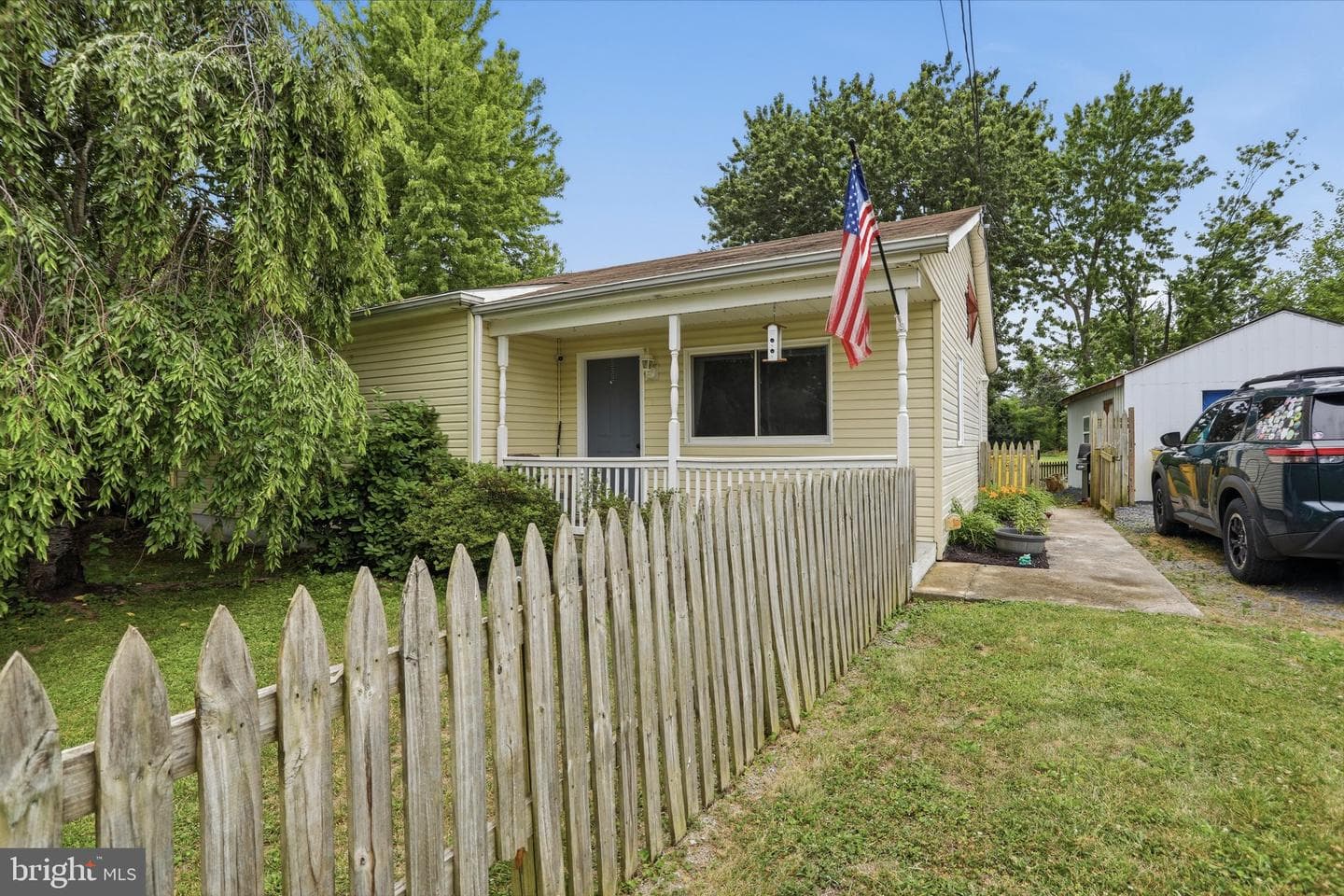 236 Classic Vanville Road, Martinsburg