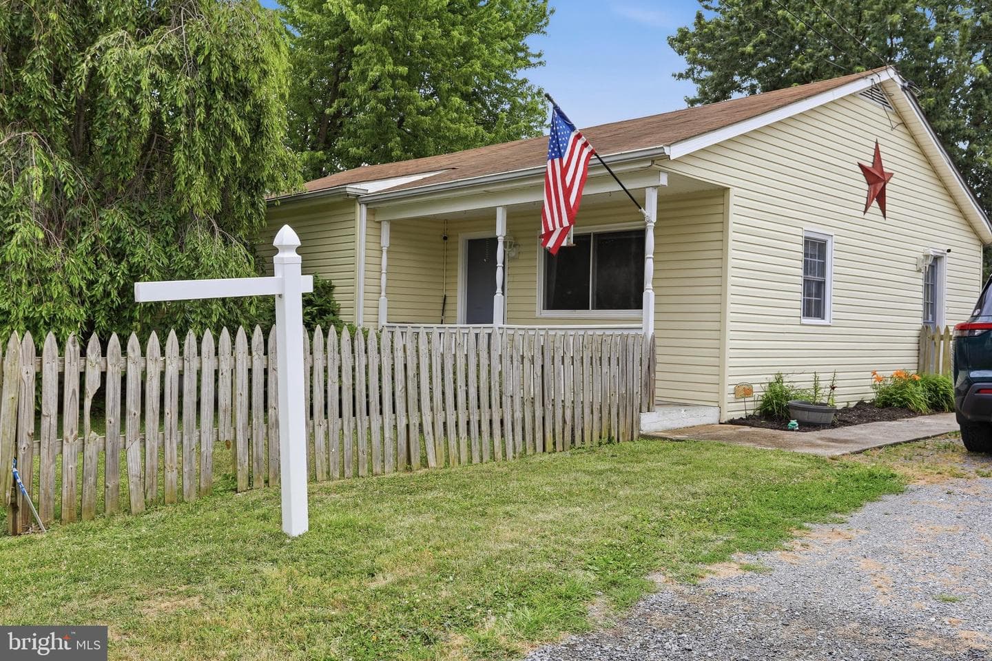 236 Classic Vanville Road photo 4