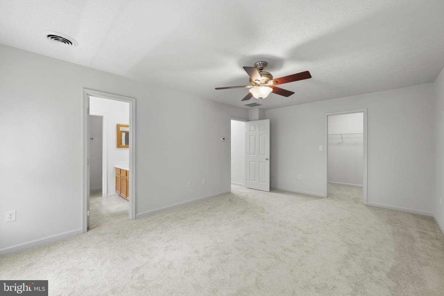 57 Hansberry Court photo 26