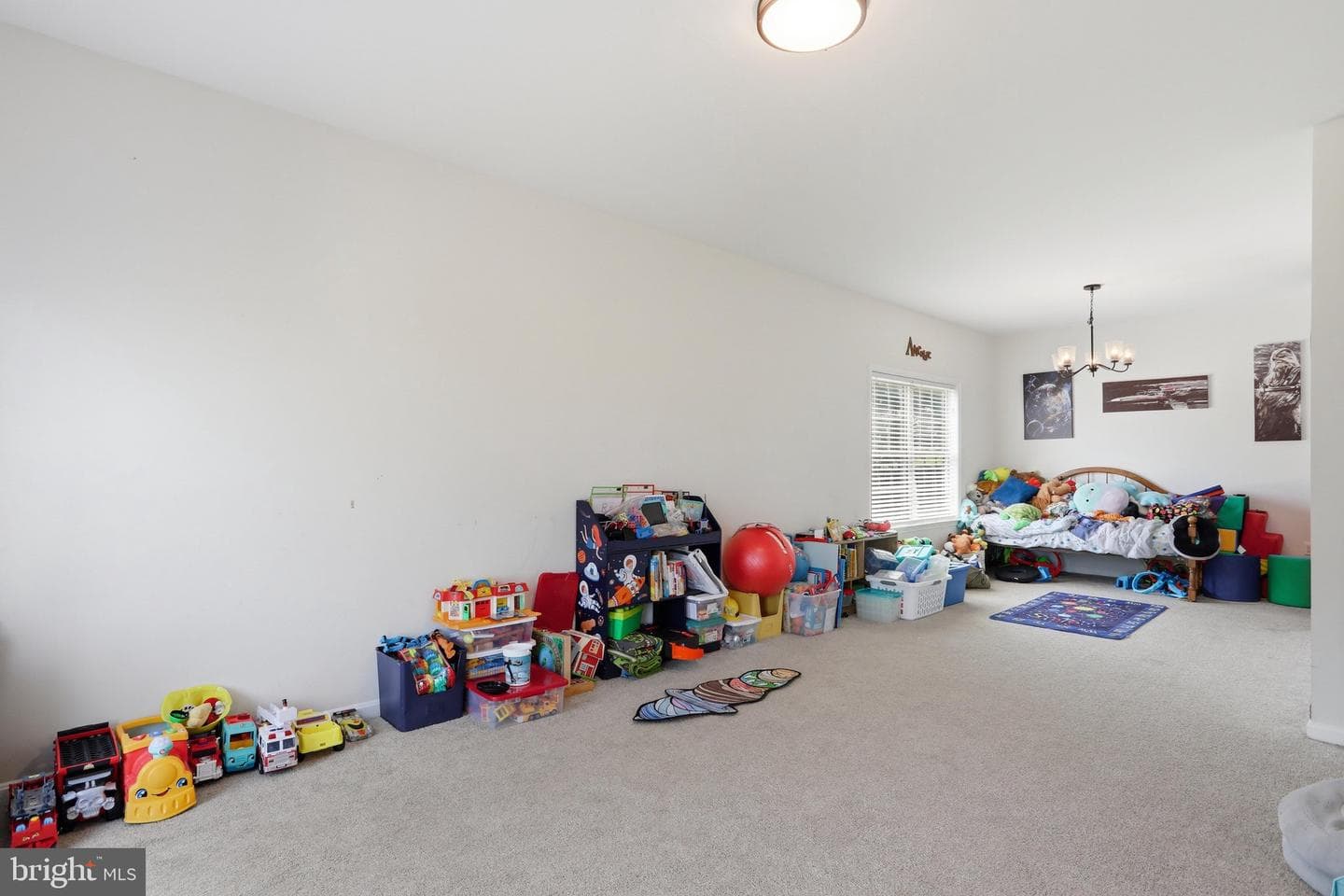 48 Lansing Court photo 17