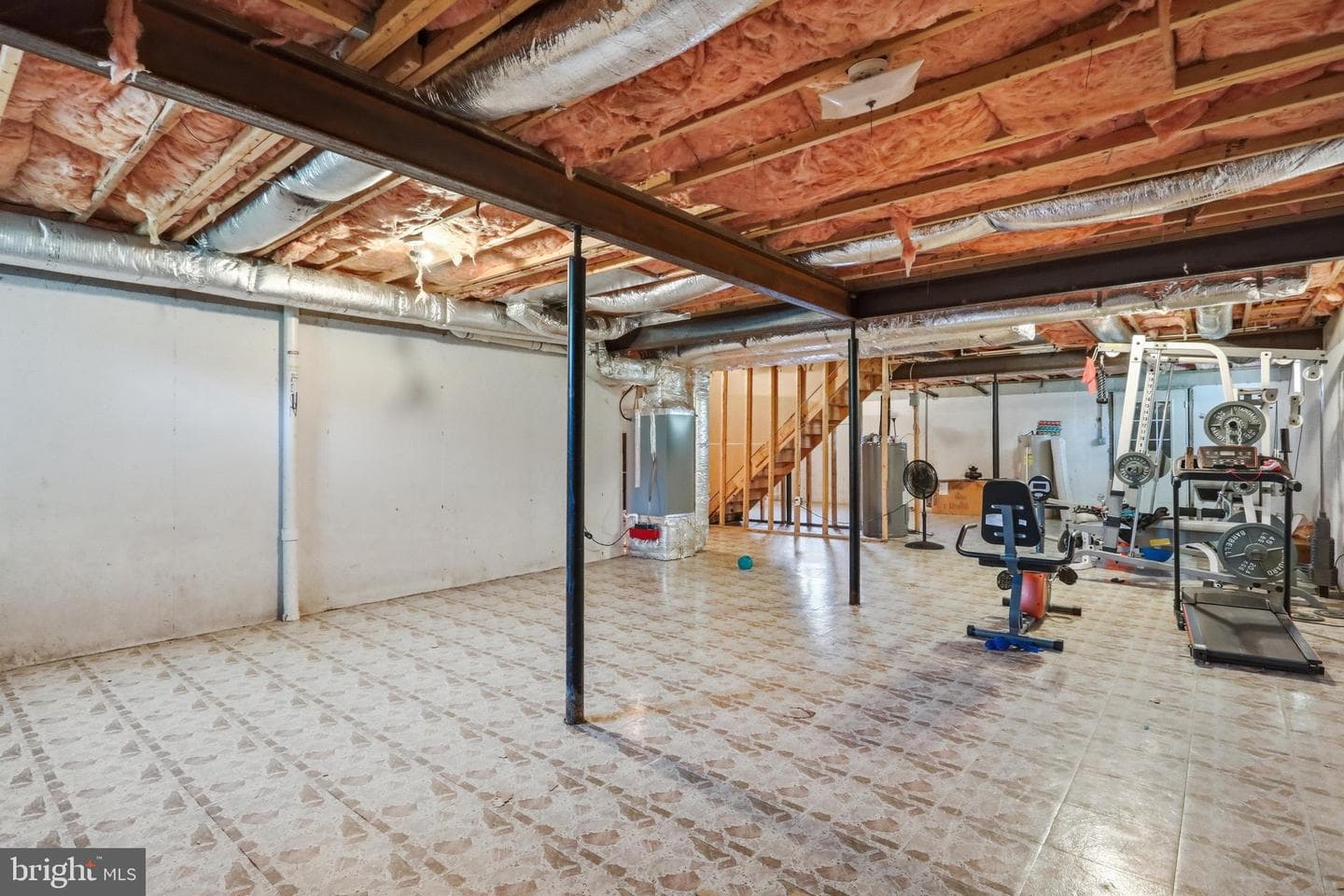 48 Lansing Court photo 34