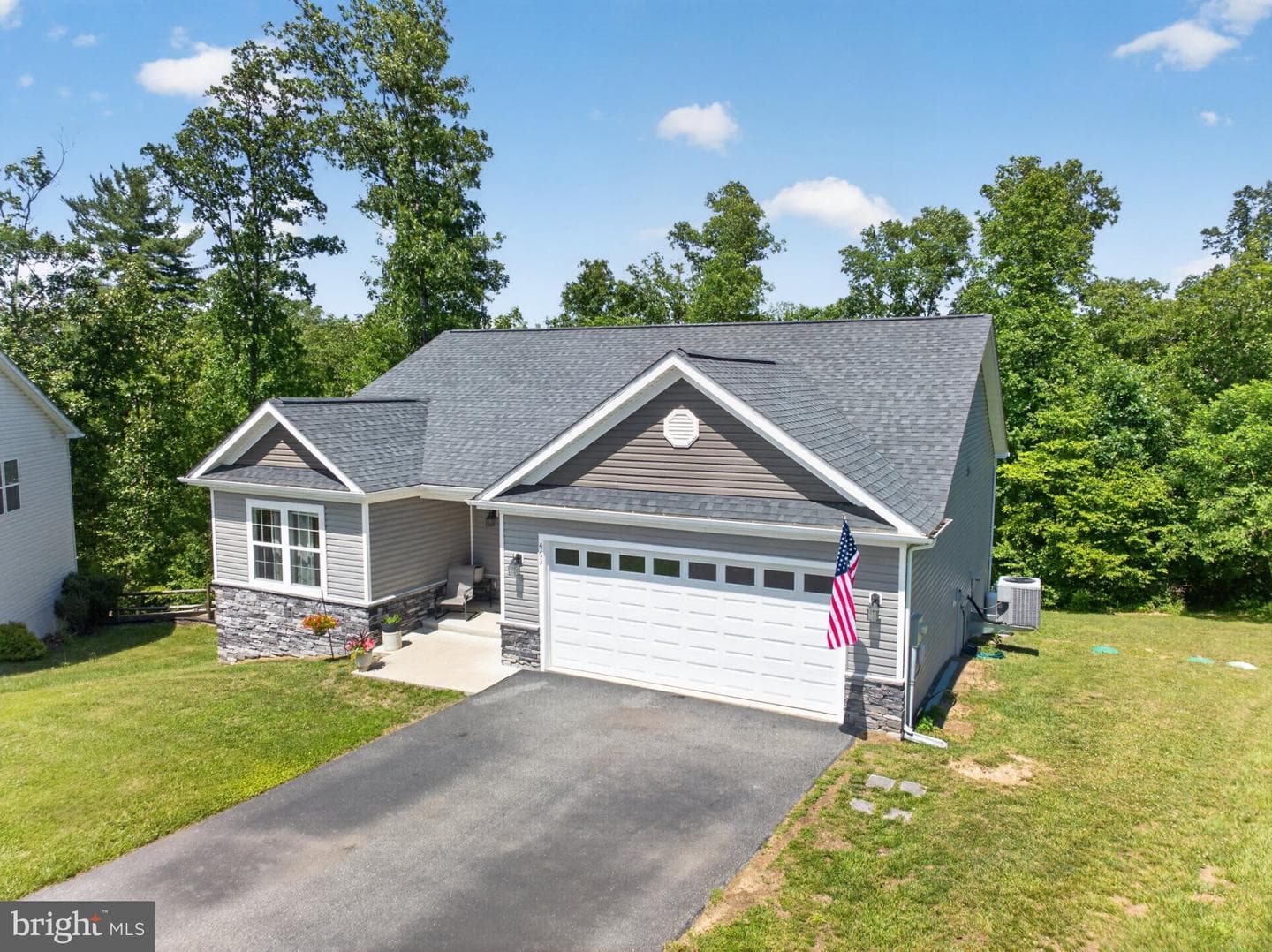 463 Executive Way, Hedgesville