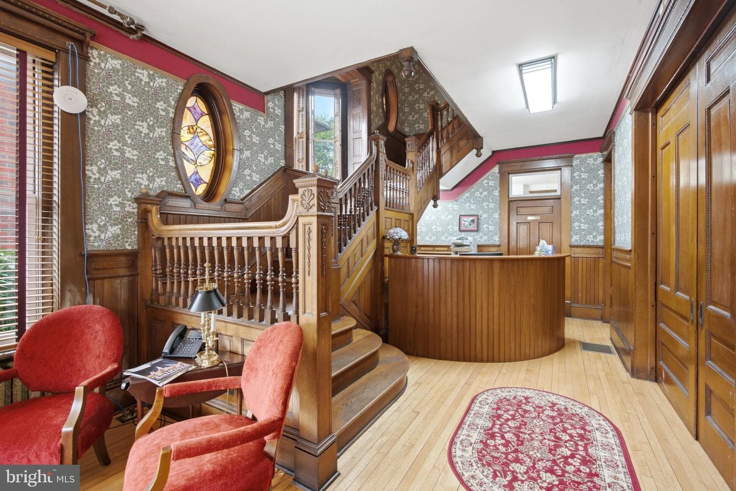 310 W Burke Street photo 12