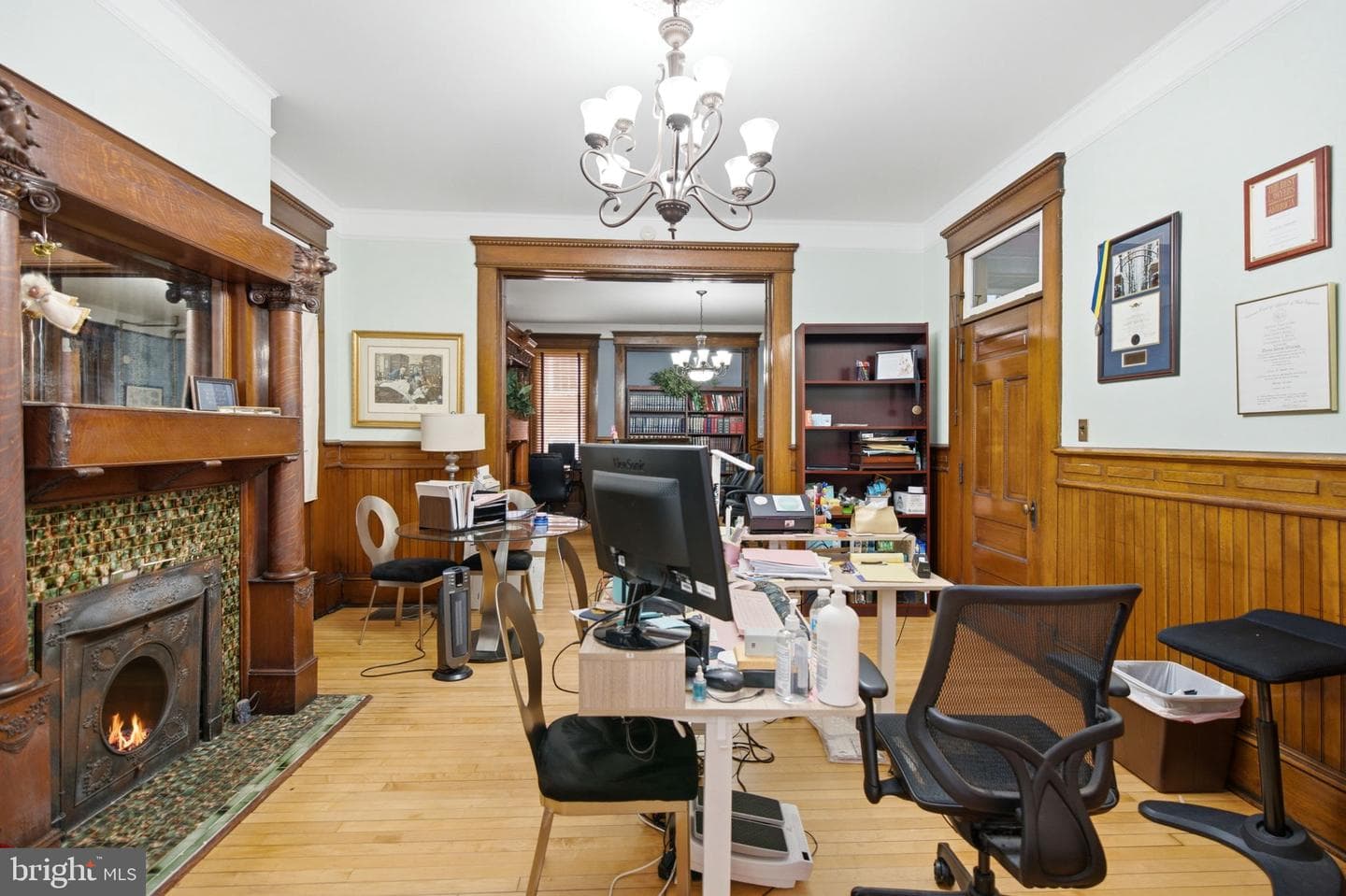 310 W Burke Street photo 30