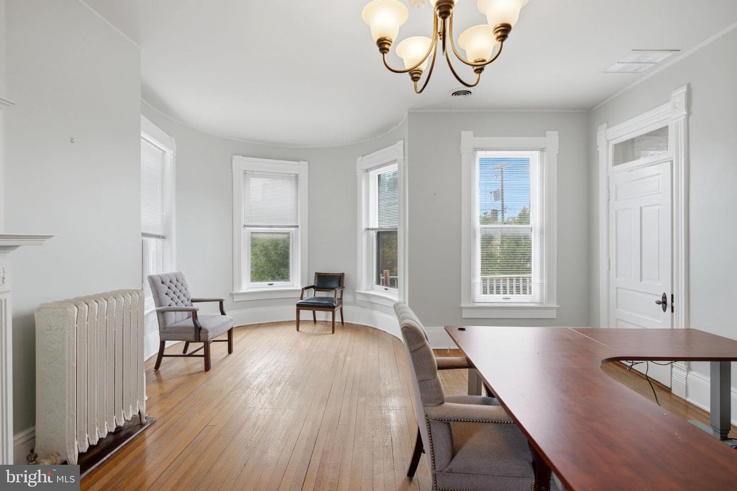 310 W Burke Street photo 54