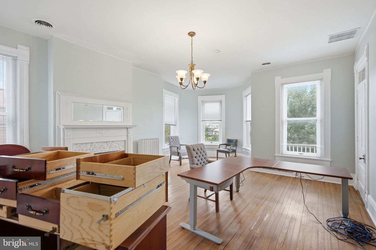 310 W Burke Street photo 60
