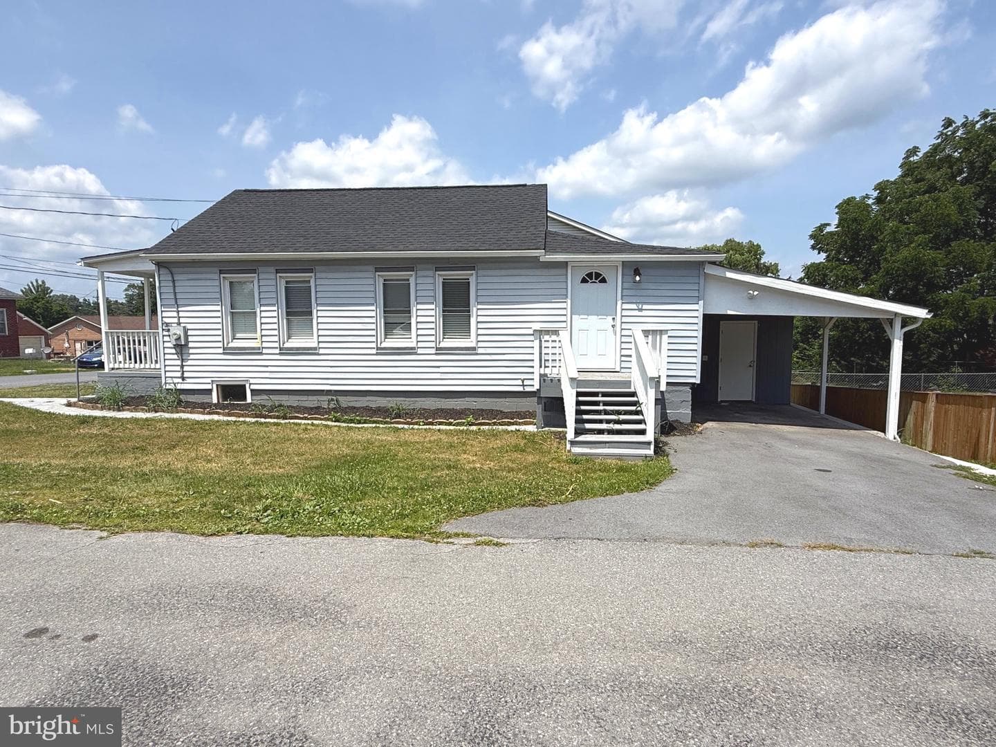 1224 West Virginia Avenue photo 5
