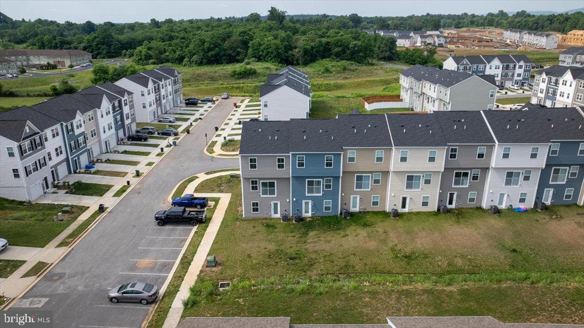 127 Brashear Court photo 40