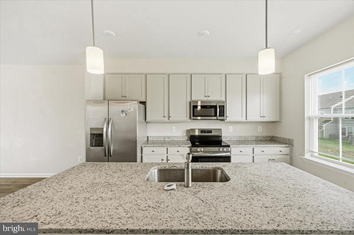 127 Brashear Court photo 8