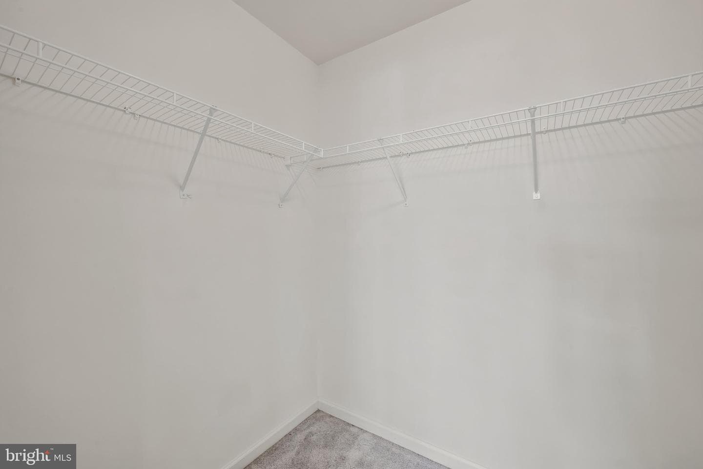 242 Charterhouse Street photo 33