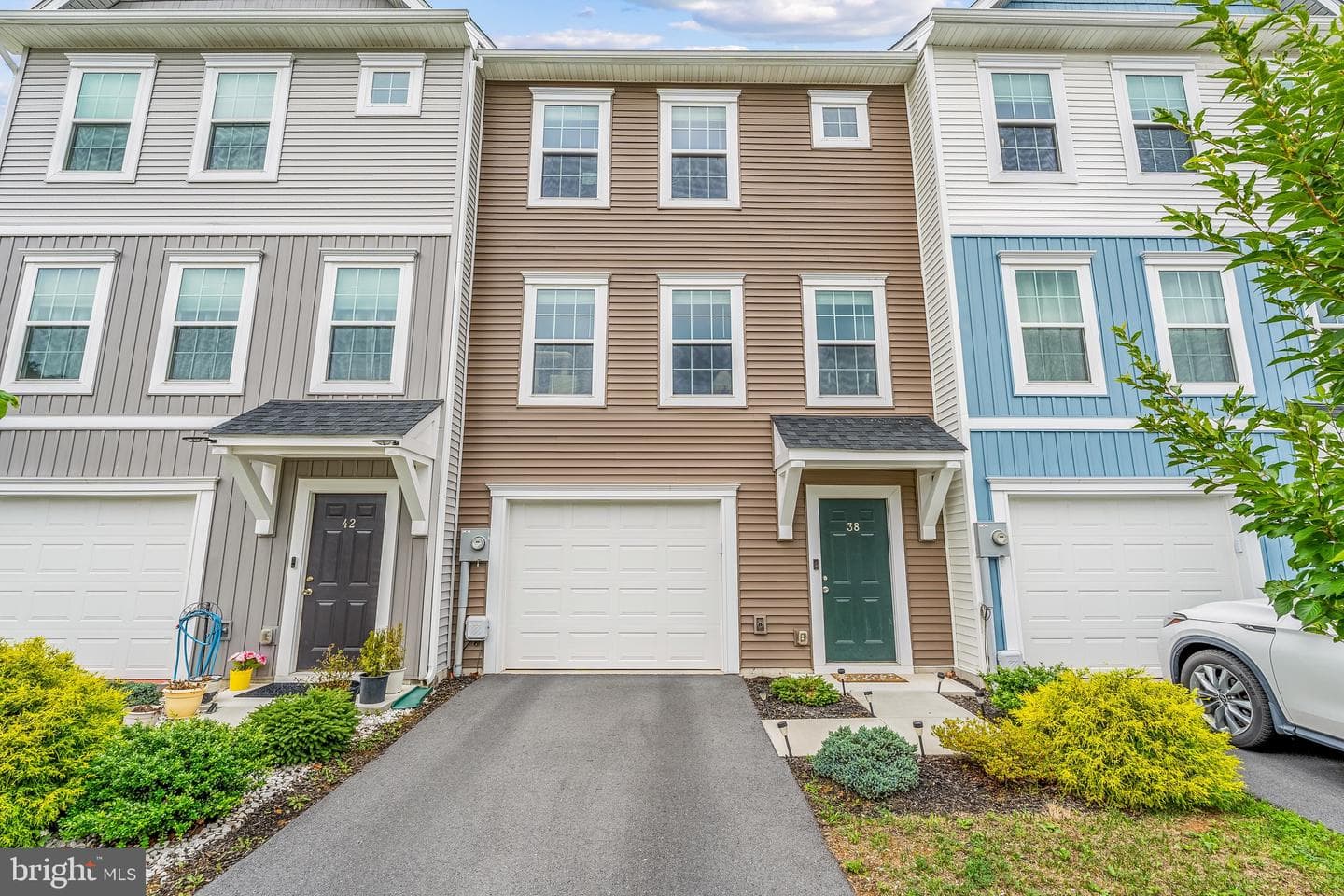 38 Starting Gate Place, Martinsburg