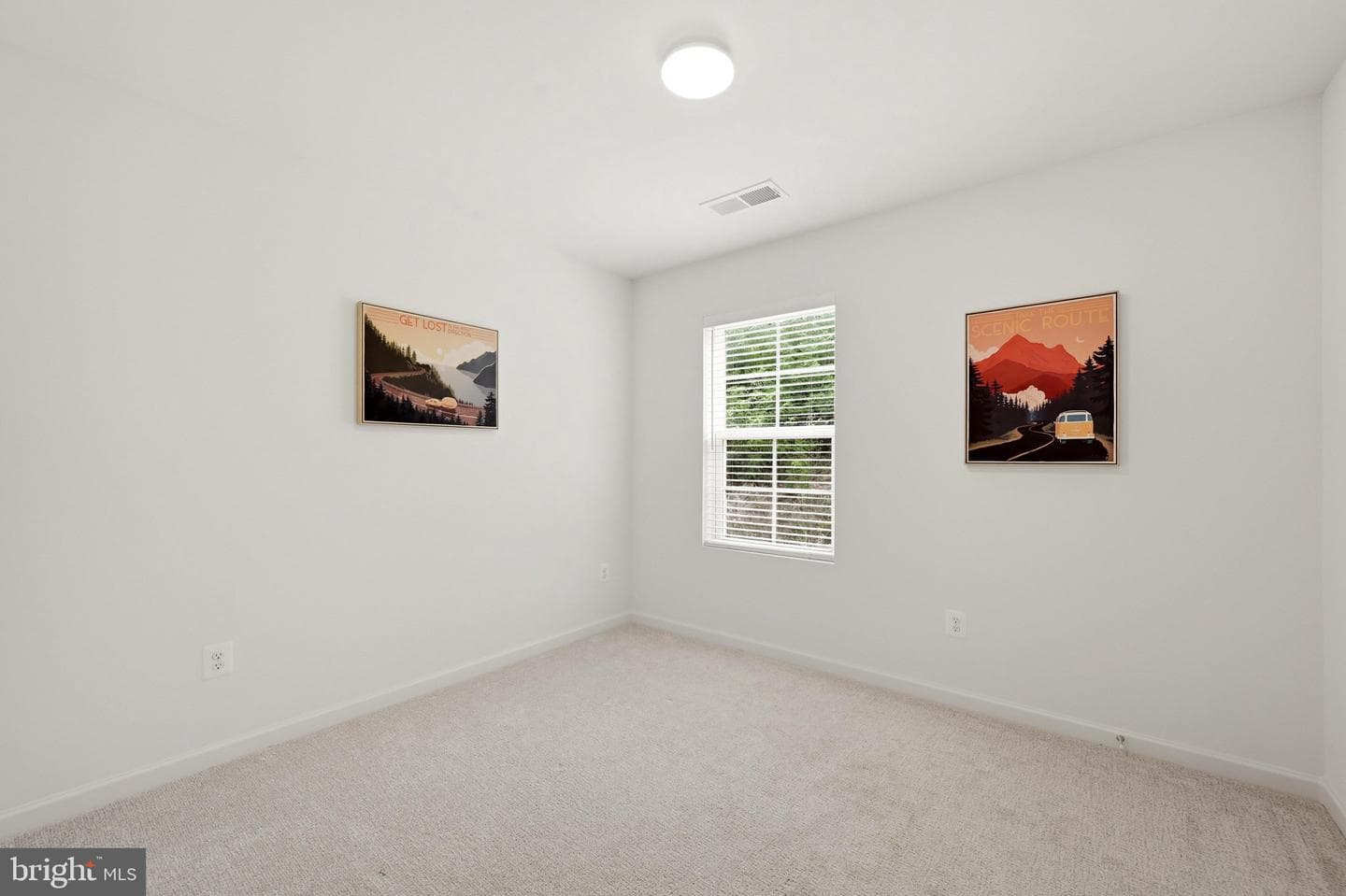 462 Ludgate Manor photo 30