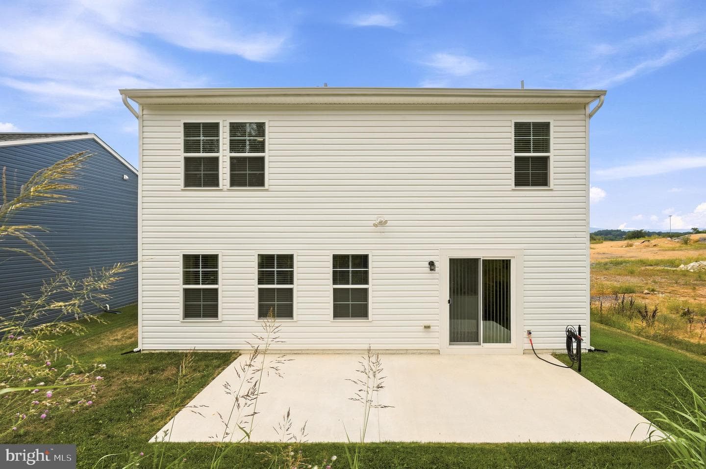 462 Ludgate Manor photo 43