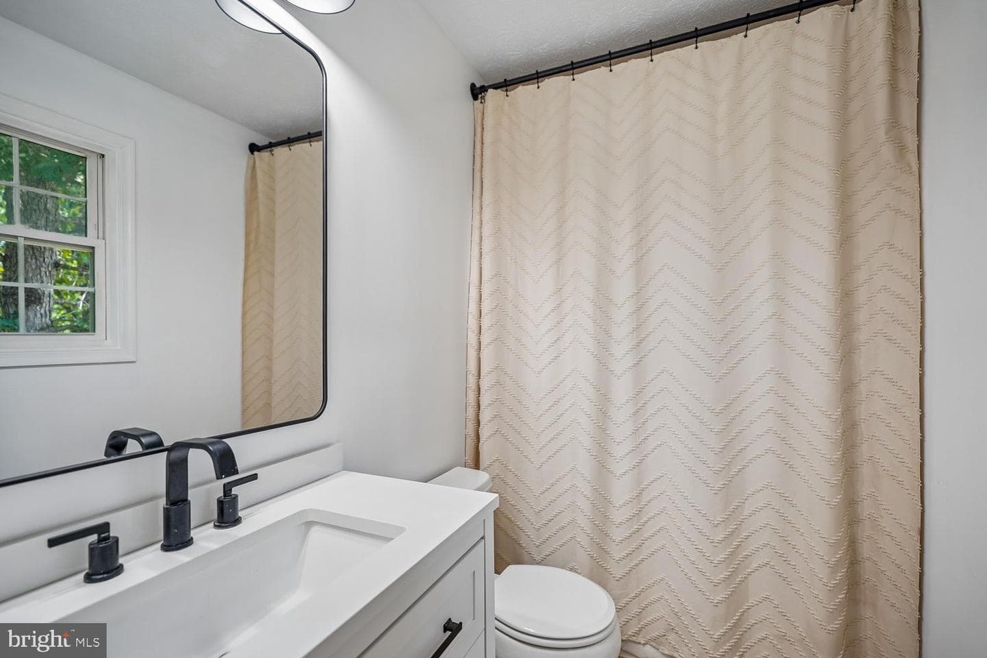 241 Coriander Way photo 18