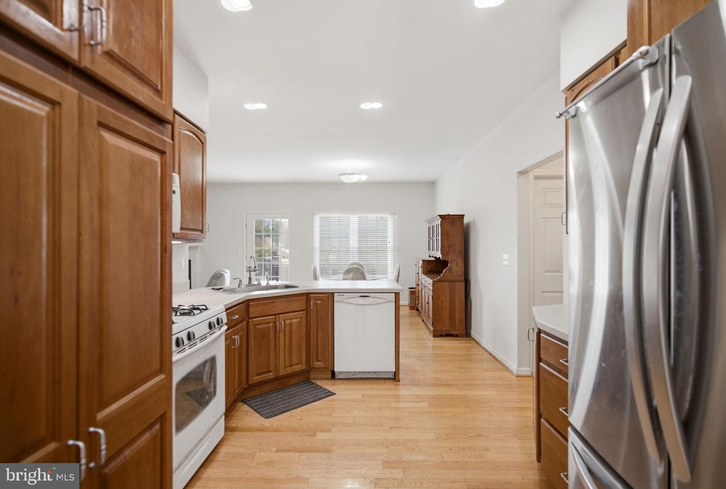 473 Nathaniel Drive photo 21