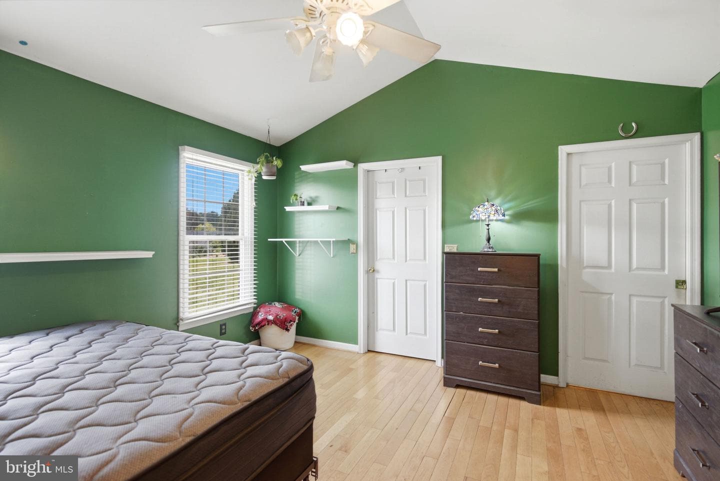 473 Nathaniel Drive photo 33