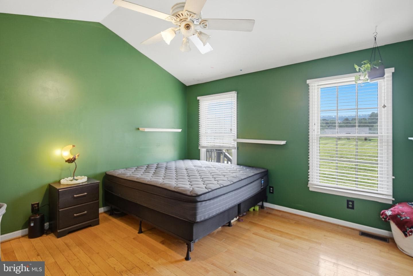 473 Nathaniel Drive photo 35