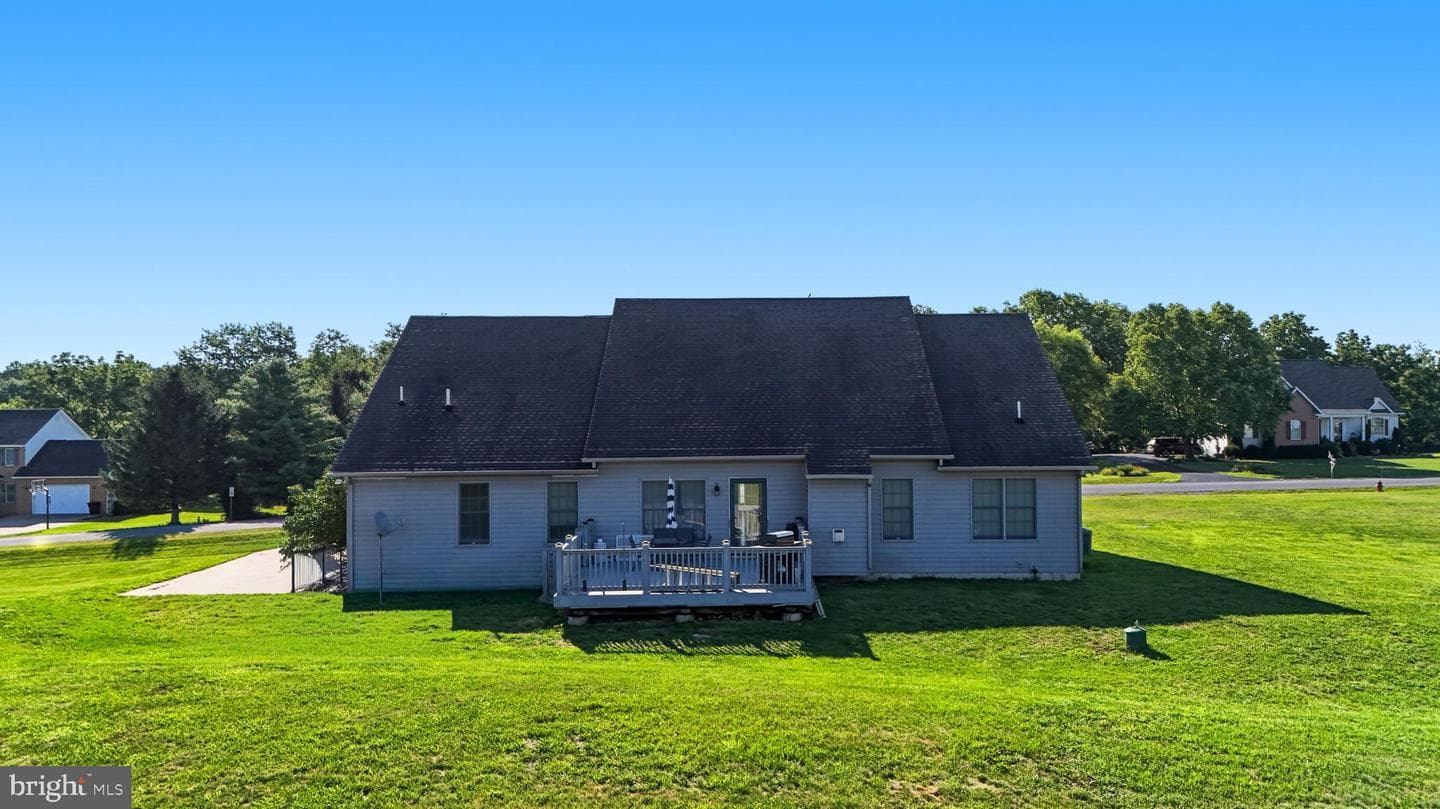 473 Nathaniel Drive photo 50