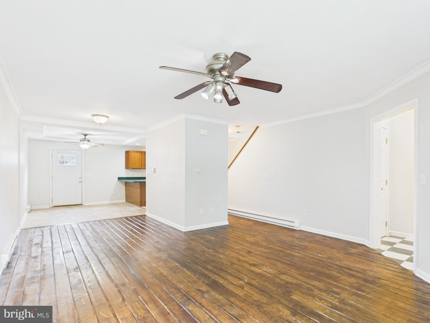 307 W Moler Avenue photo 18