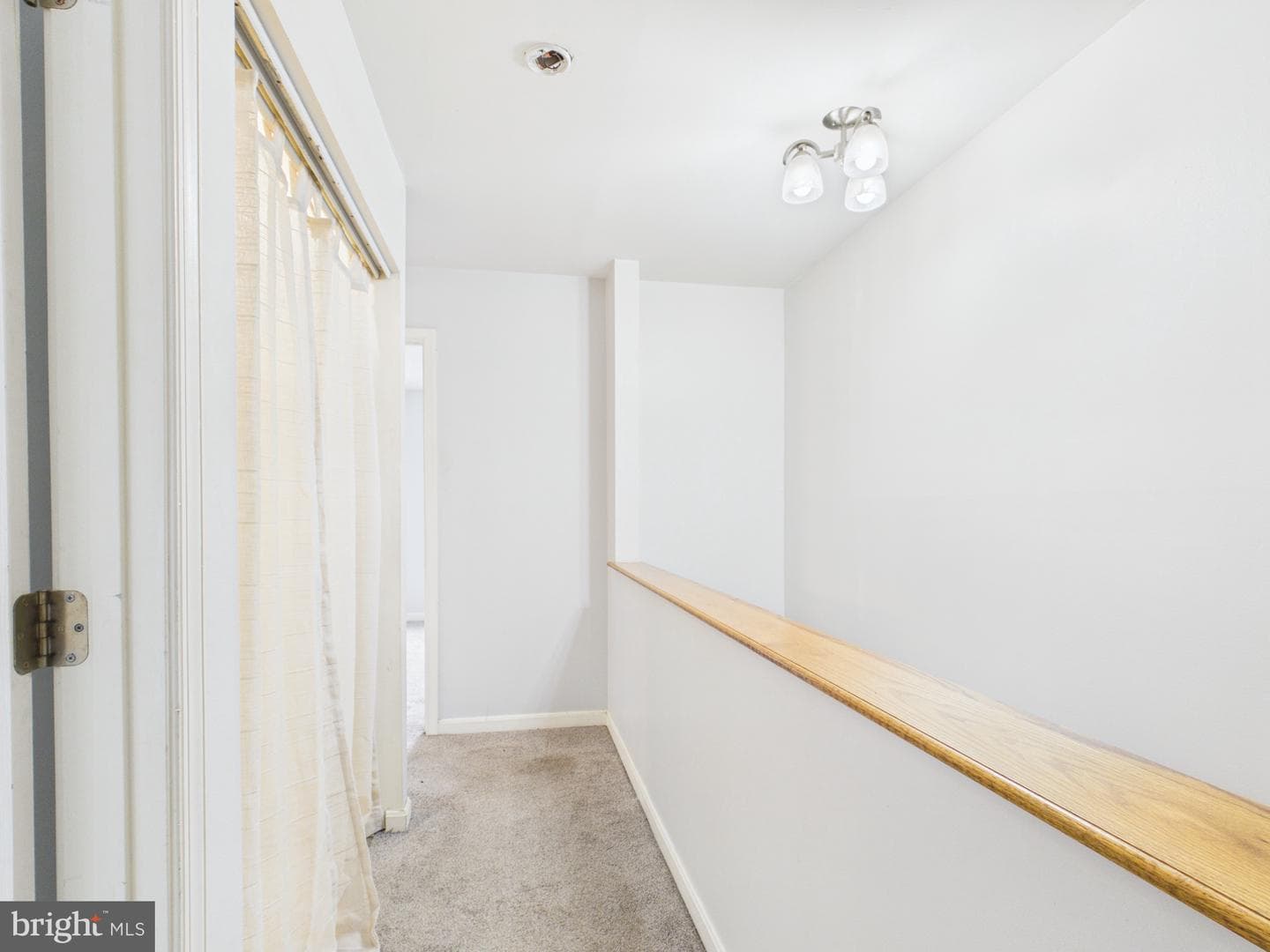 307 W Moler Avenue photo 22