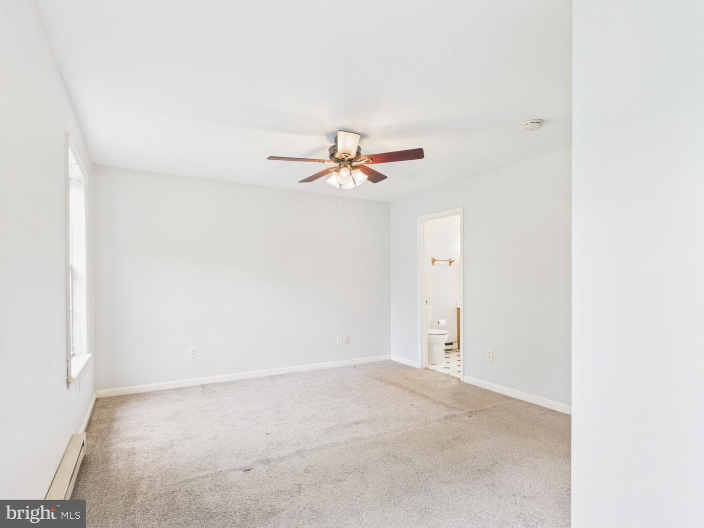 307 W Moler Avenue photo 24