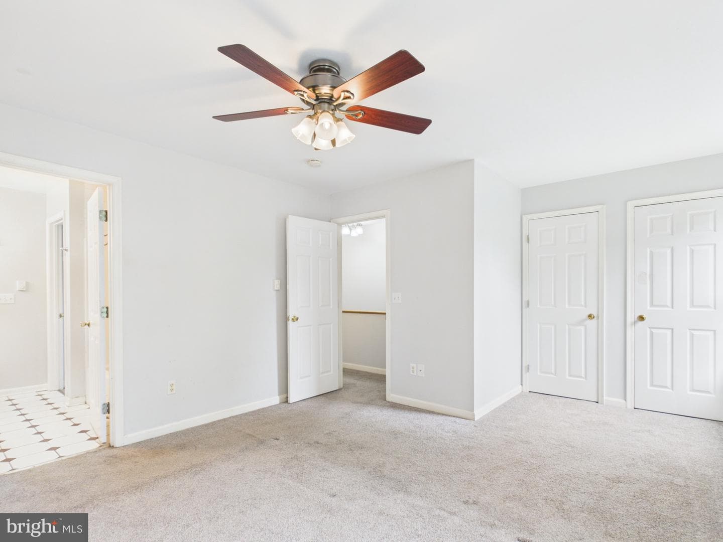 307 W Moler Avenue photo 25
