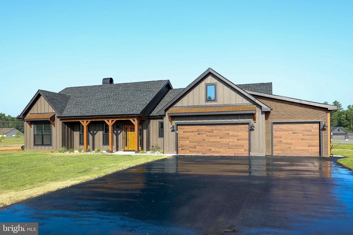 45 Grand Rapids Drive, Martinsburg
