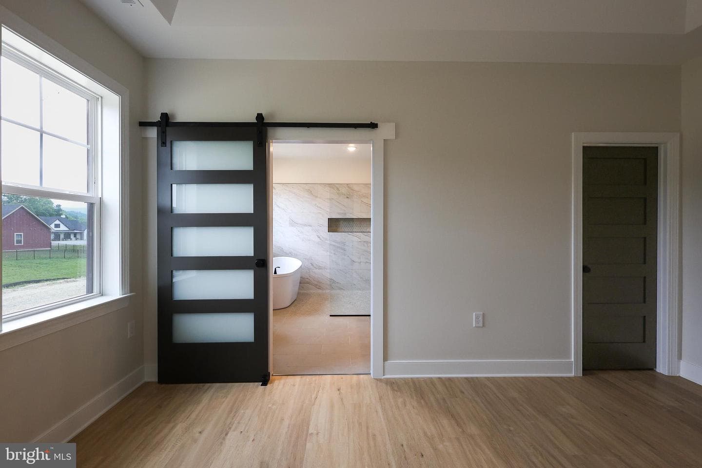 45 Grand Rapids Drive photo 28
