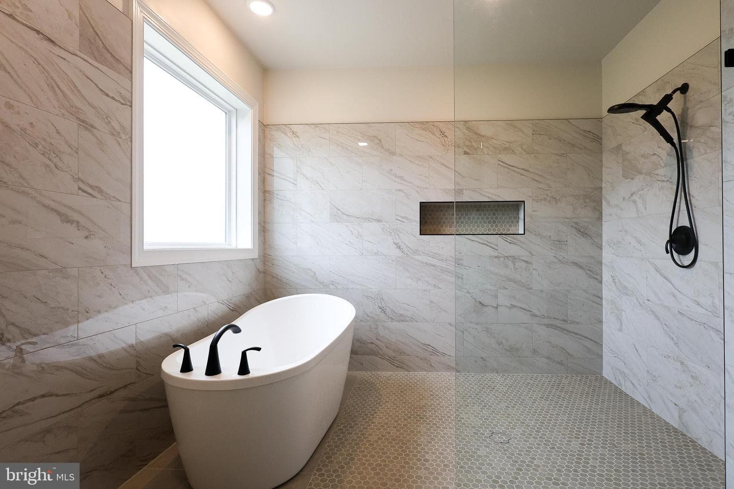 45 Grand Rapids Drive photo 31