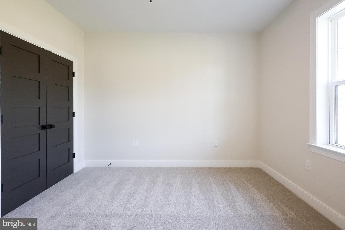 45 Grand Rapids Drive photo 35