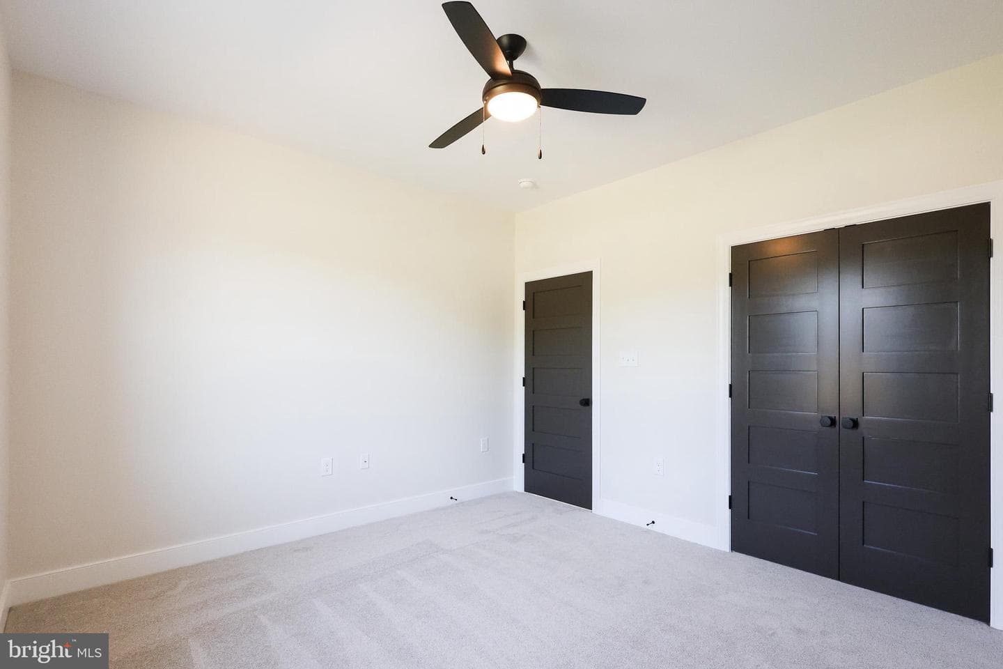 45 Grand Rapids Drive photo 36