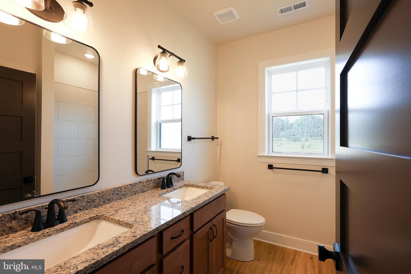 45 Grand Rapids Drive photo 37